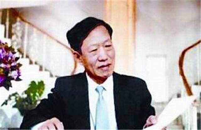 汉奸排行_现代大汉奸沃维汉:出卖我国绝密情报,被抓时态度嚣张(2)