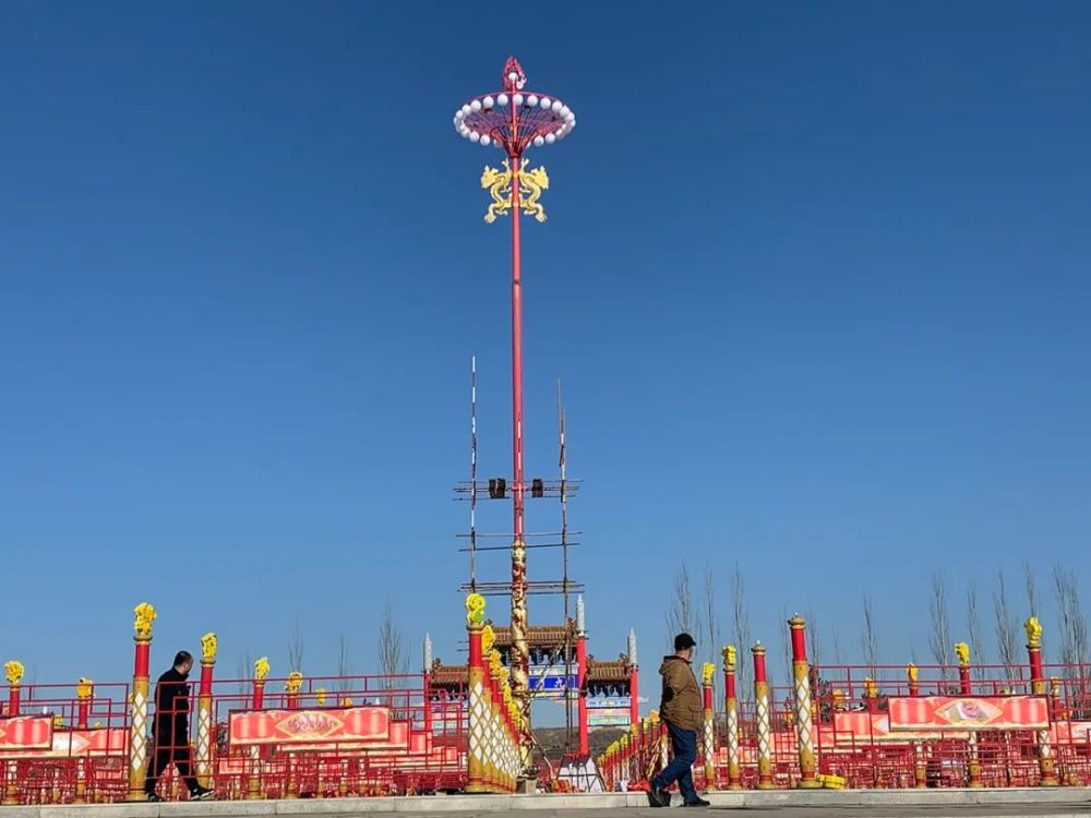 九曲黄河阵灯会亮城区