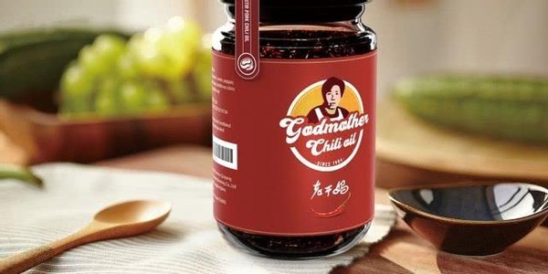 商机来了国内30一个的痰盂国外卖400块外国友人装红酒正好