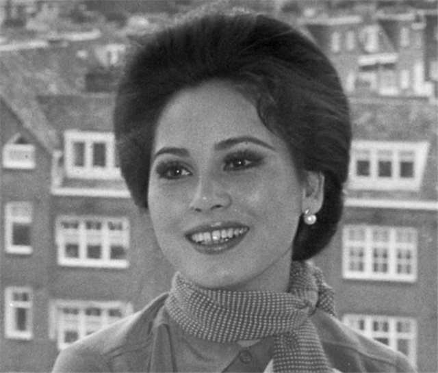 总统对19岁艺伎一见钟情,让她成总统夫人,总统出事,她寄离婚信|黛维