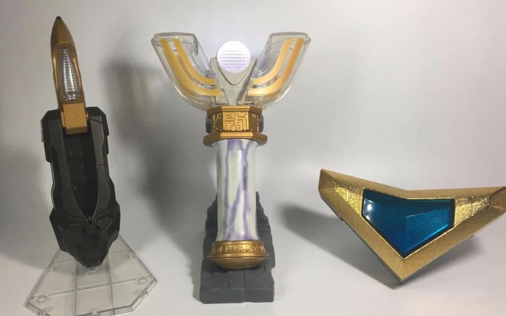 迪迦奥特曼大古的神光棒也有废案现在被特利迦利用了起来