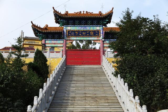 走紅,坐落在深山之中,卻香火旺盛|白雲山|佛教寺院|寺廟|大連|高明寺