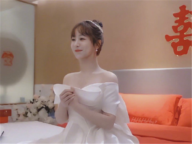 杨紫张一山被传秘密领证结婚婚纱照曝光真相其实是剧照