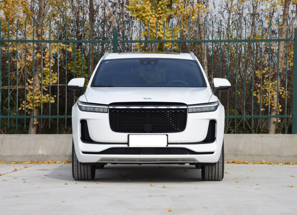 销量领先长5米续航800km才328万带你看理想one