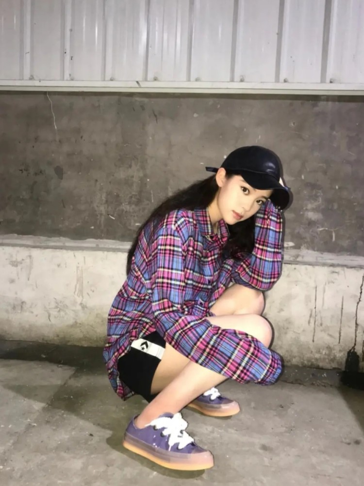 欧阳娜娜|甜野女孩61穿搭合集_腾讯新闻