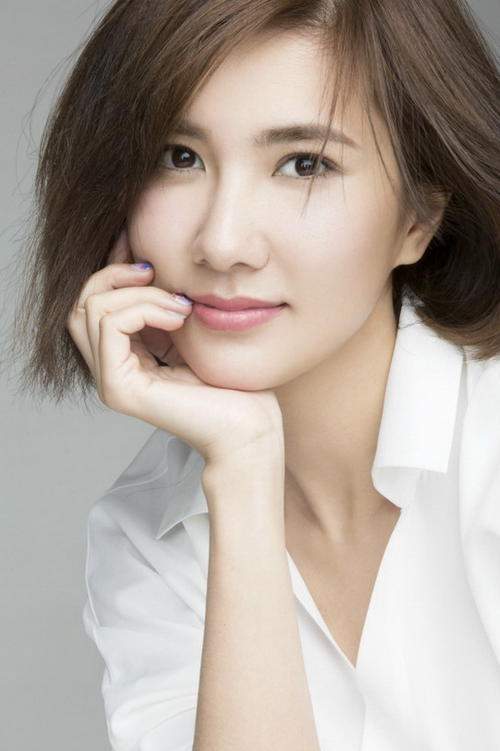 42岁"傻白甜"印小天,艰难翻身记,这傻小子太不容易了!