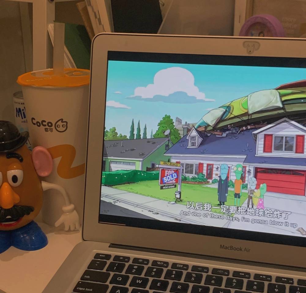 " ——《默读》一级一玉阶 一啤一亡人--《余污》"讨厌楞次定律的小