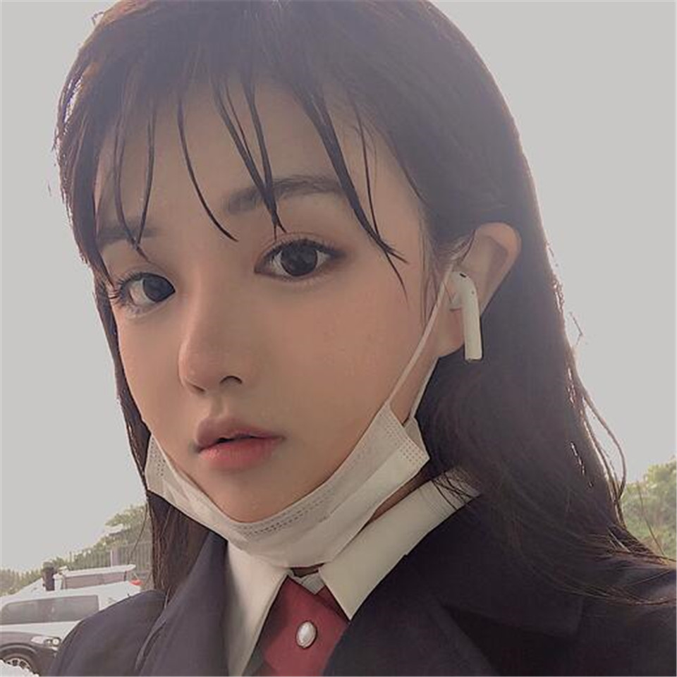 b站凉子同学持续掉粉数据即将跌破百万多条动态解释成效甚微