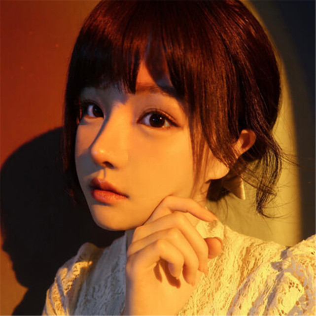 b站凉子同学持续掉粉,数据即将跌破百万,多条动态解释成效甚微