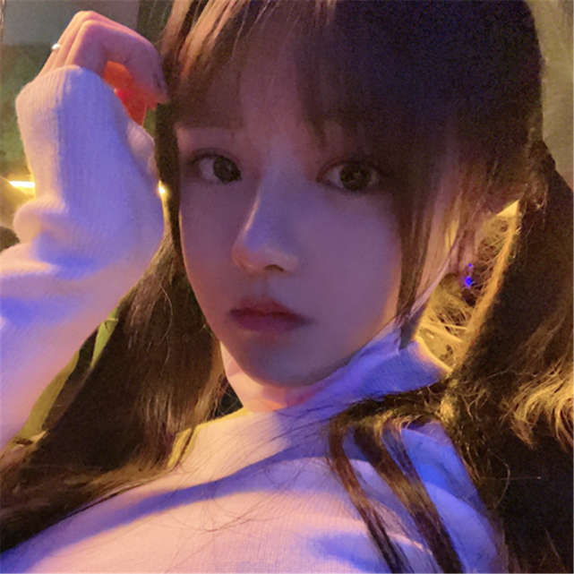 b站凉子同学持续掉粉,数据即将跌破百万,多条动态解释成效甚微