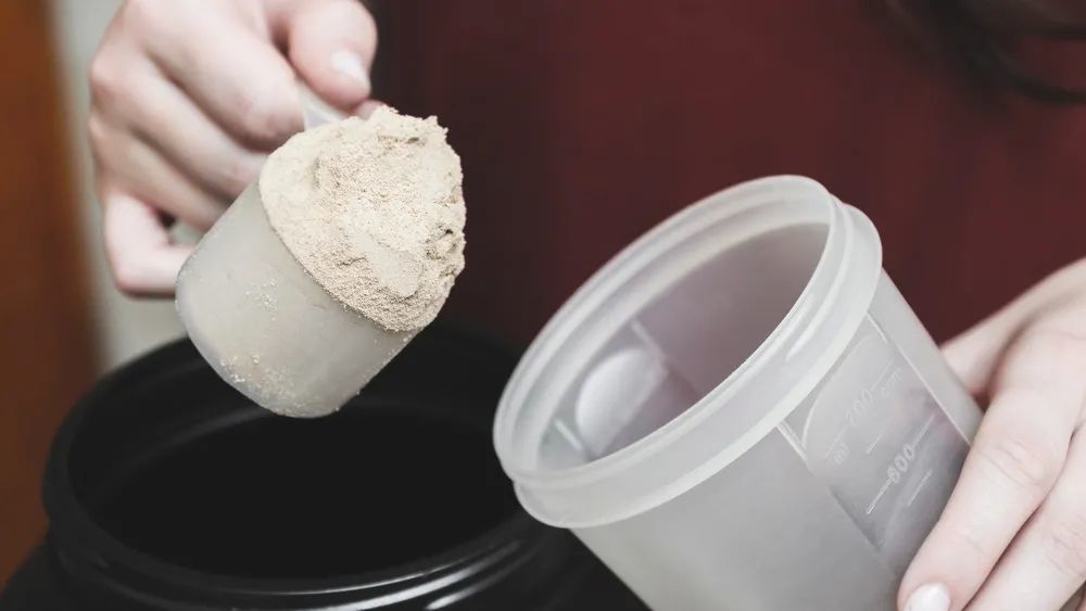 蛋白粉|鸡蛋和蛋白粉，补充蛋白质谁更好？