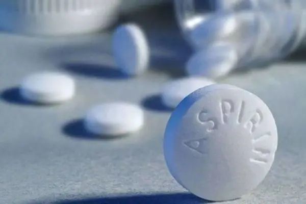 阿司匹林|阿司匹林的使用能否降低乳腺癌患者的风险？