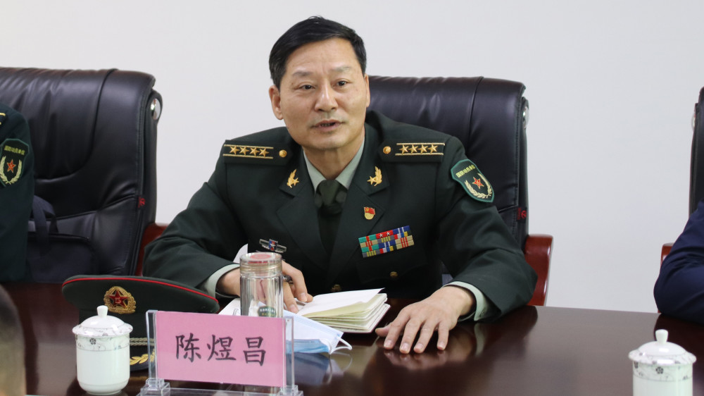 广东省梅州军分区召开2021年春季应征青年座谈会