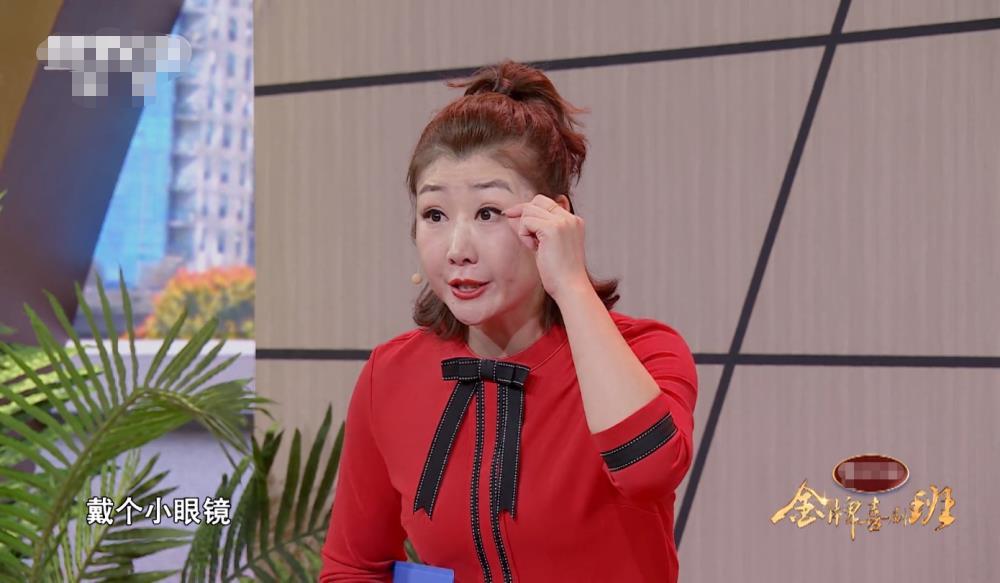 一个下意识动作看出《金牌喜剧班》上李圆圆多希望进入郭德纲的班