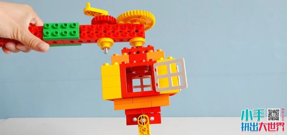 元宵节用乐高积木做一个旋转灯笼吧,小伙伴们一定很羡慕～_腾讯新闻