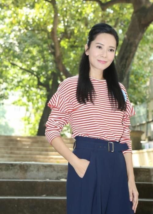 郭羡妮很耐看!精妆过后虽难掩老态,但不影响气质!