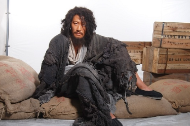 心理学:4个乞丐,你会帮助哪个?测出你的贵人到底是谁?_腾讯新闻