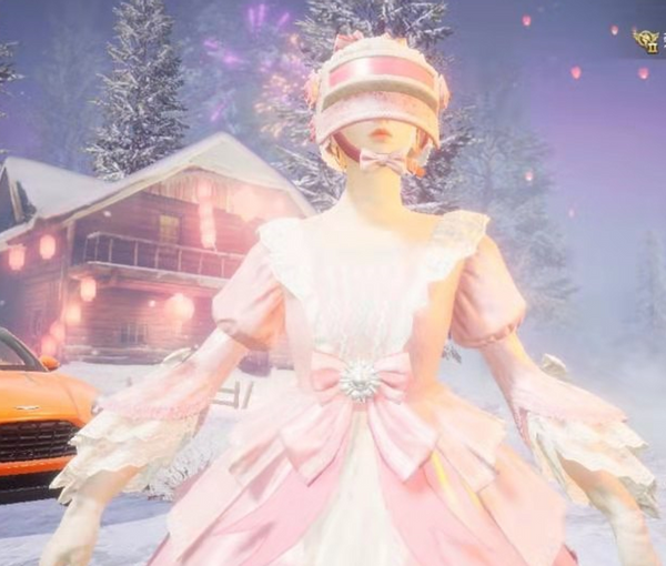 和平精英营地,热议最美三级头,热狗首推火箭少女三级头