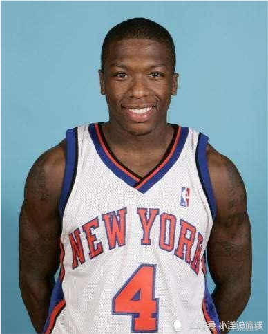司职控球后卫,现效力于big3联盟tri-state队,绰号"小土豆"