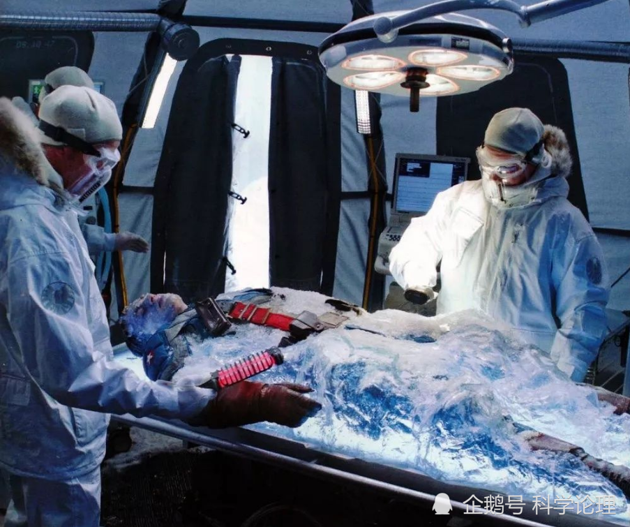 彼得·蒂尔|富豪彼得·蒂尔一年换血4次，换血延长寿命，他变成了吸血鬼？