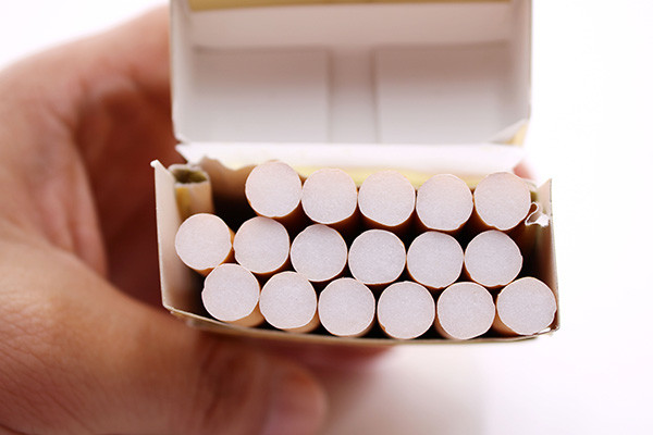 吸烟|5块钱的烟和50元烟，区别在哪？