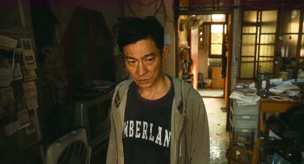 人潮汹涌刘德华贡献的四段台词唯有影帝才能驾驭