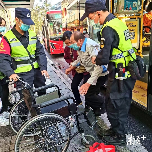 代挂专家号服务行动不便全程帮扶，出行更安全的简单介绍
