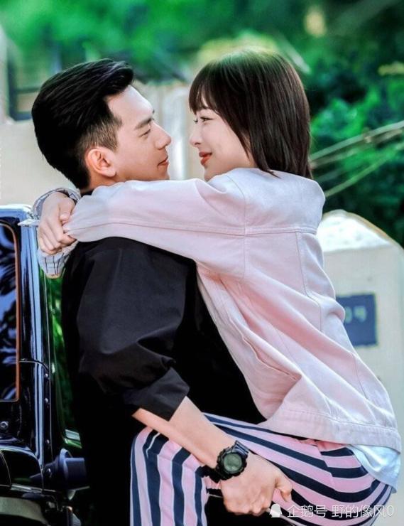 杨紫婚纱造型出炉温婉甜美童颜夫妇世纪婚礼来袭选地超用心