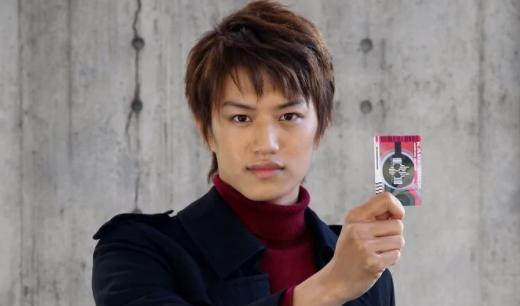 关于戴拿奥特曼,特别是人间体飞鸟信饰演者鹤野刚士