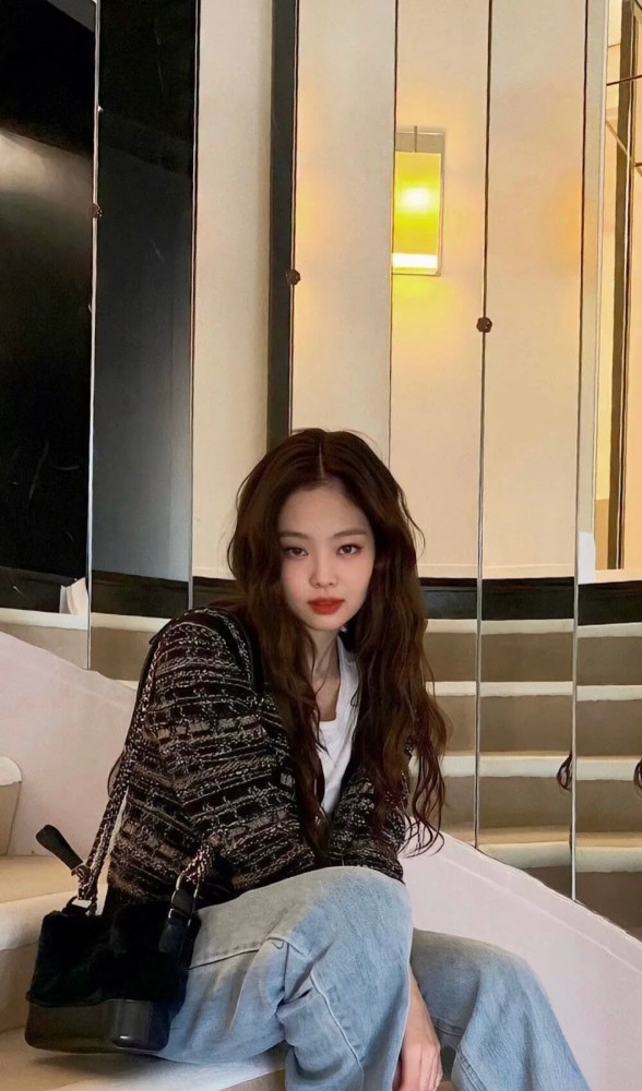 jennie壁纸丨是可爱的女孩子吖