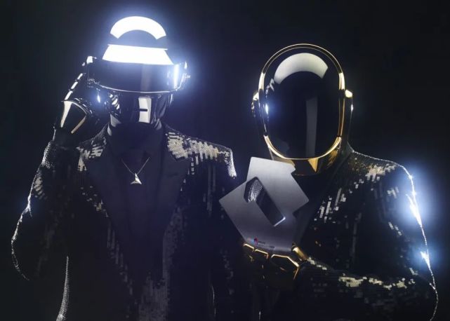 daftpunk一共有多少副头盔