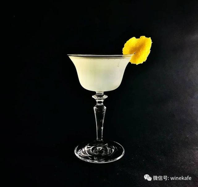 金酒配方:白色佳人white lady|琴酒|蛋清|马天尼|鸡尾酒