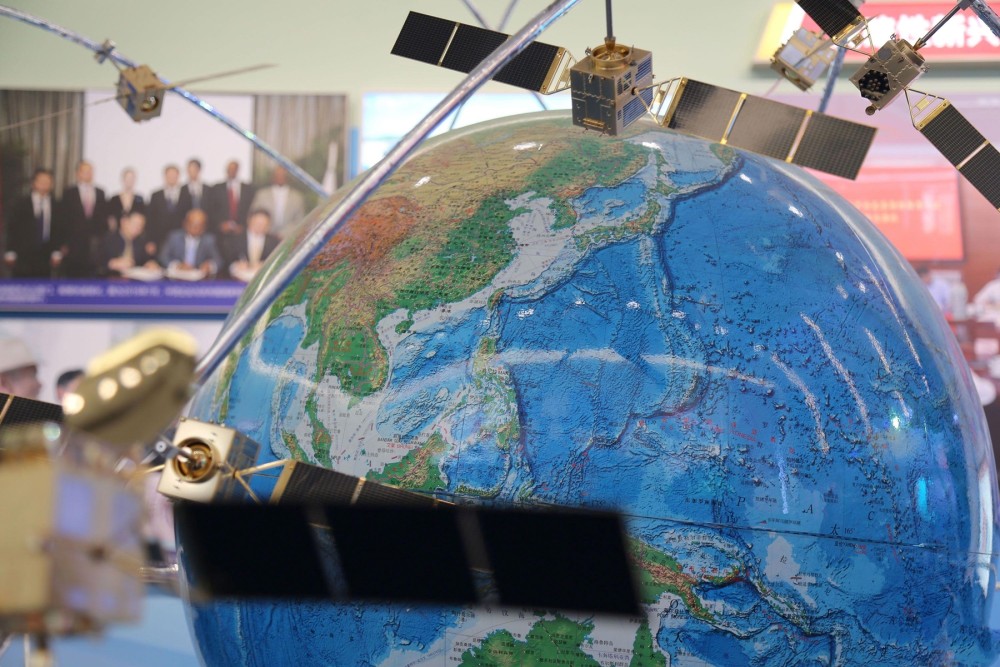 马斯克|马斯克的42000颗卫星，贻害无穷