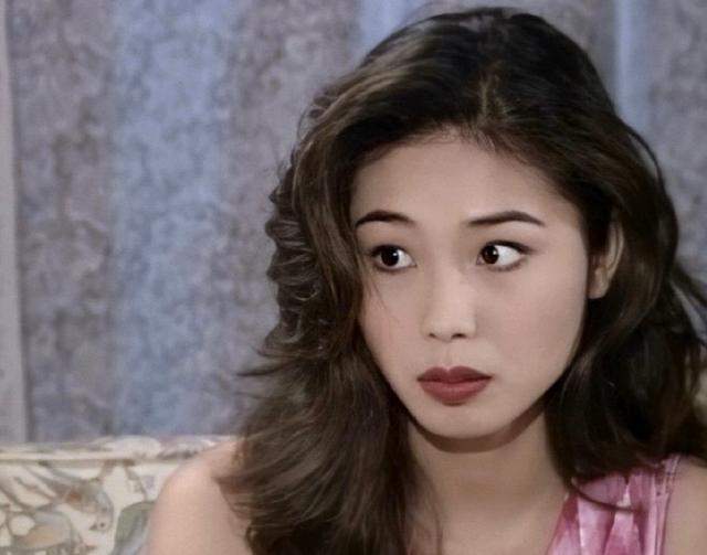 前tvb女星陈妙瑛近照曝光皮肤松弛略显苍老弃影从商身家已过亿