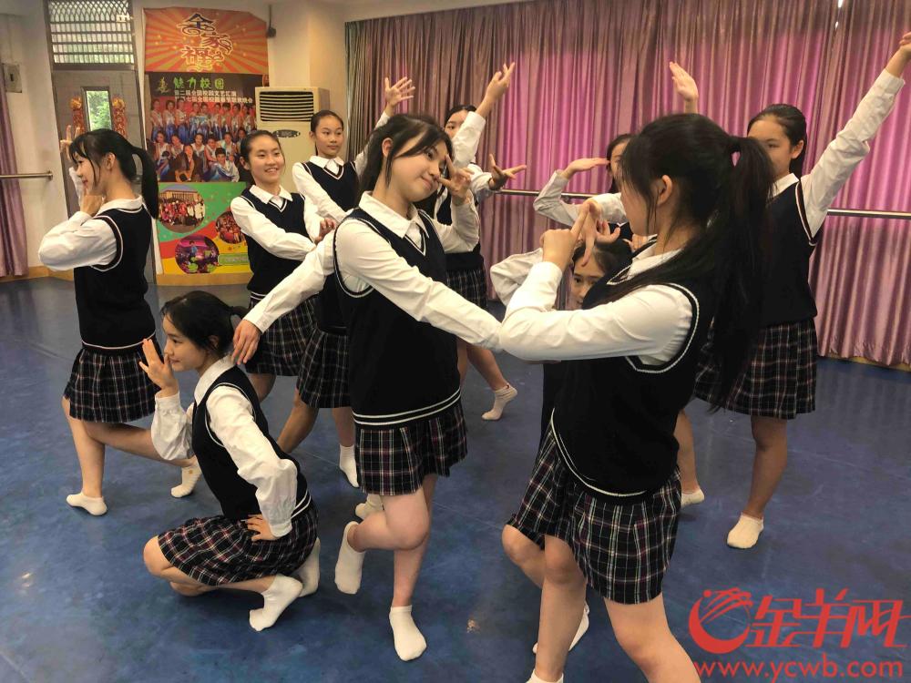 省实舞蹈团爆红网络初二女生理智看待流量与走红