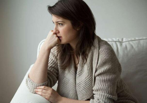 睡眠|经常夜里2、3点醒来后难入睡，或与这4个因素有关，别大意