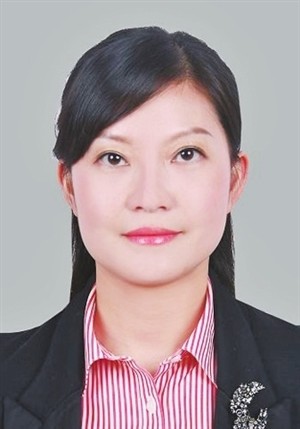 1982年的她,全国最年轻正厅级到任!