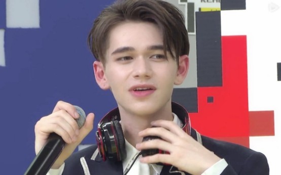 承认,即使承认了,也没有结婚,只要没有结婚,庆怜就有追求jennie的权利