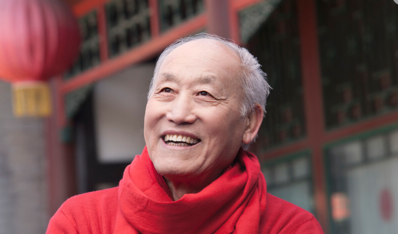 58岁退休大爷感言退出同事群和同学群后我的生活终于清静了