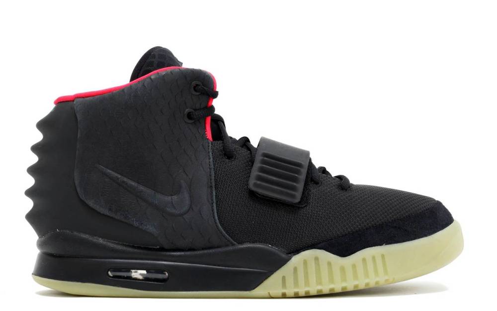 nike air yeezy 2 nrg黑色/太阳能红色花6,000美元买一双鞋,反正不是
