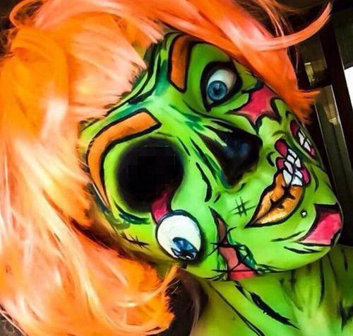 女子每次出门都将自己丑化,得知原因后,让人感到无语