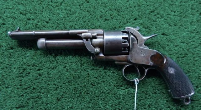 堪称西部世界中的手枪火力王勒马特转轮霰弹手枪弹容10发