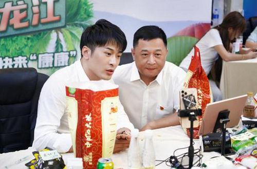 从辛巴和辛选直播间看直播带货如何更好地带动乡村振兴