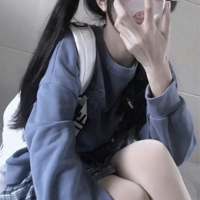 风格女头0224蓝色系真人系部位女生头像