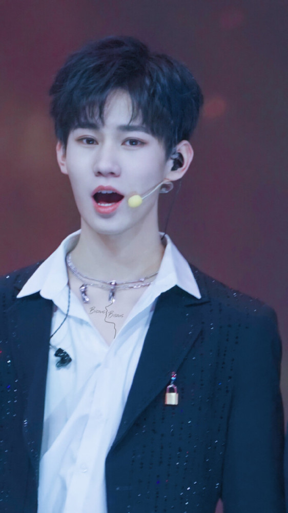 时代少年团 张真源 真知棒快来抱走 腾讯新闻