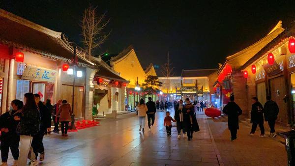 鹤壁浚县古城商业步行街:展现民俗和历史文化的一扇窗口
