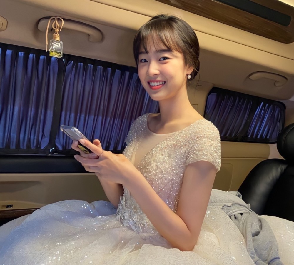 《顶楼》夏恩星扮演者崔艺彬67可爱头像壁纸_腾讯新闻