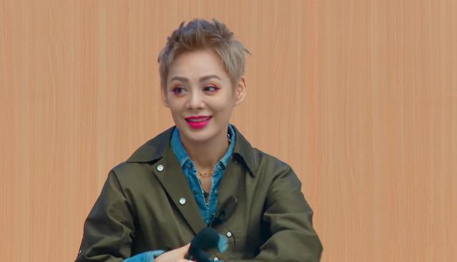 创造营4藏龙卧虎学员耿直提问一个问题问懵宁静