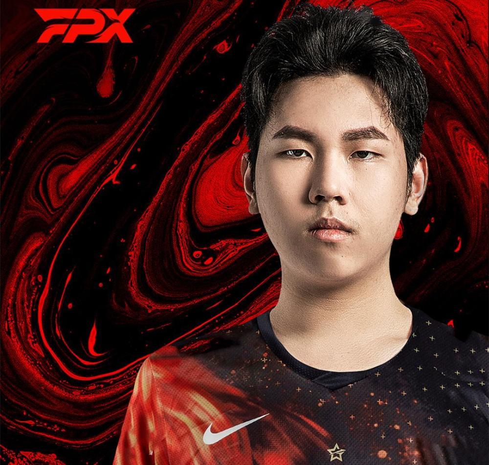 fpx群聊泄露,bo询问:我需要退出吗,管理两字回应斩钉截铁