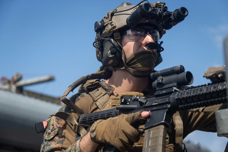 美海军陆战队与陆军夏威夷互搏今年的西太夺岛作战成重头戏